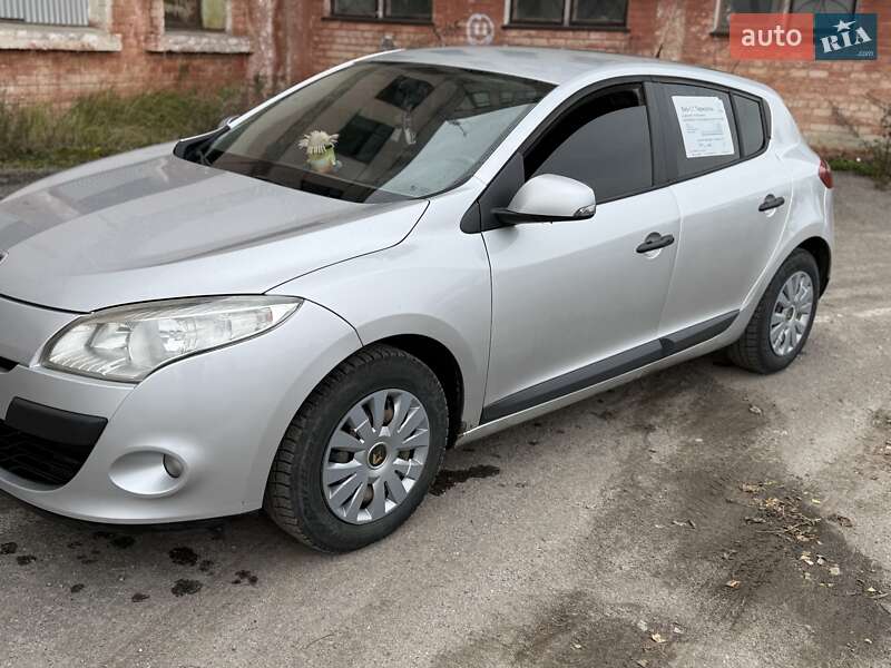 Хэтчбек Renault Megane 2010 в Тернополе фото 2 Хэтчбек Renault Megane 2010 в Тернополе