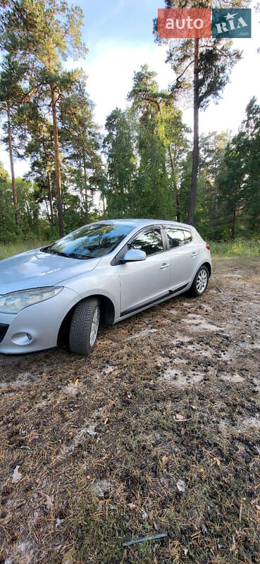 Хетчбек Renault Megane 2010 в Києві фото 2 Хетчбек Renault Megane 2010 в Києві