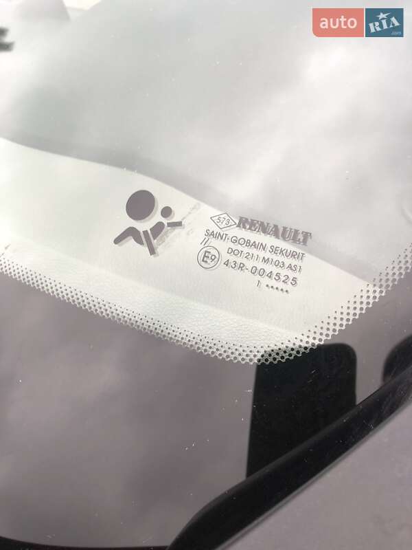 Хэтчбек Renault Megane 2011 в Одессе