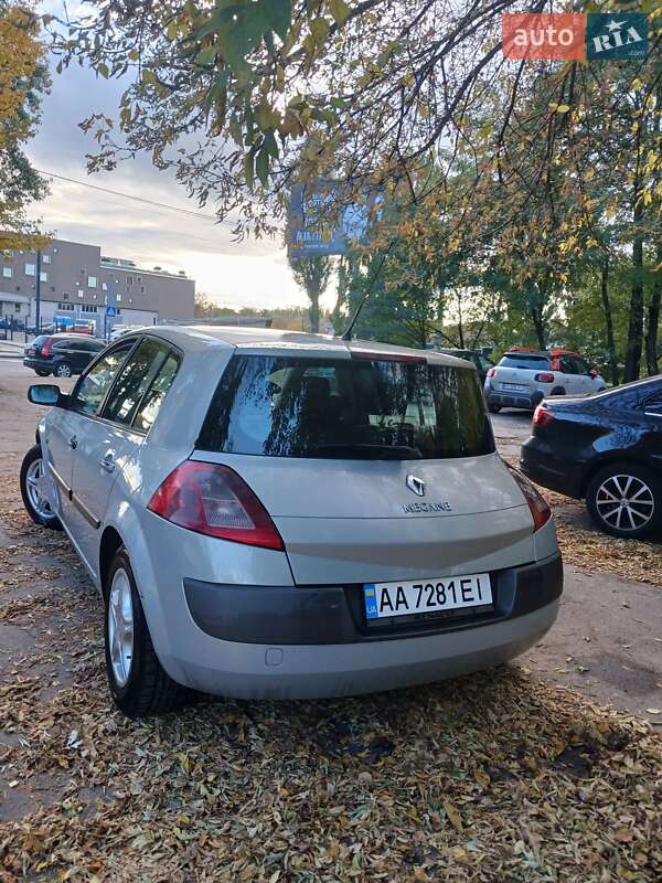 Хэтчбек Renault Megane 2002 в Киеве