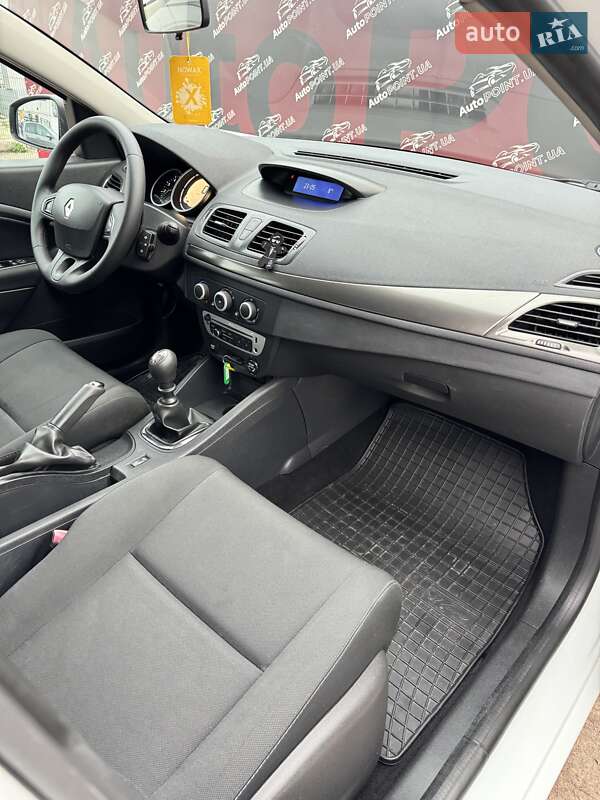 Хэтчбек Renault Megane 2014 в Сумах