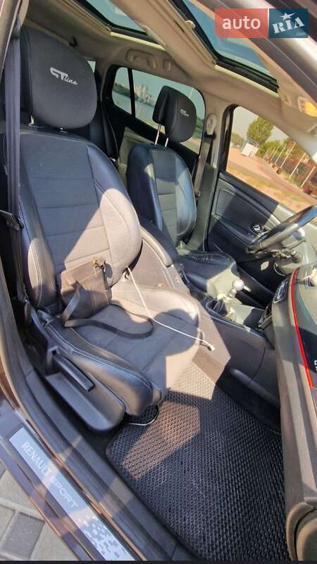 Универсал Renault Megane 2013 в Петропавловской Борщаговке