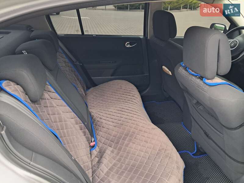 Седан Renault Megane 2006 в Житомире