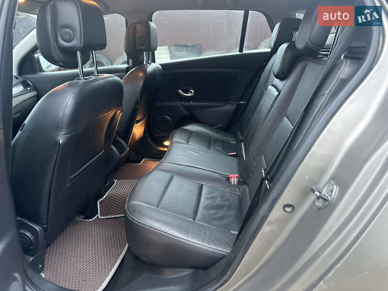 Универсал Renault Megane 2010 в Новой Ушице