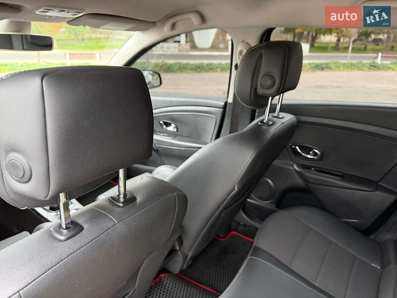 Универсал Renault Megane 2013 в Киеве фото 7 Универсал Renault Megane 2013 в Киеве