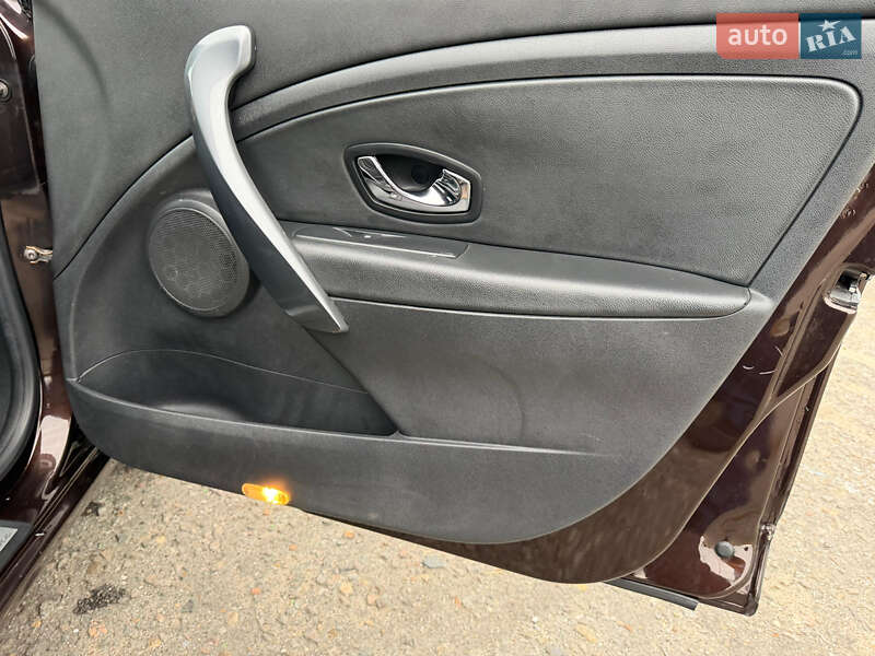 Универсал Renault Megane 2013 в Киеве фото 10 Универсал Renault Megane 2013 в Киеве