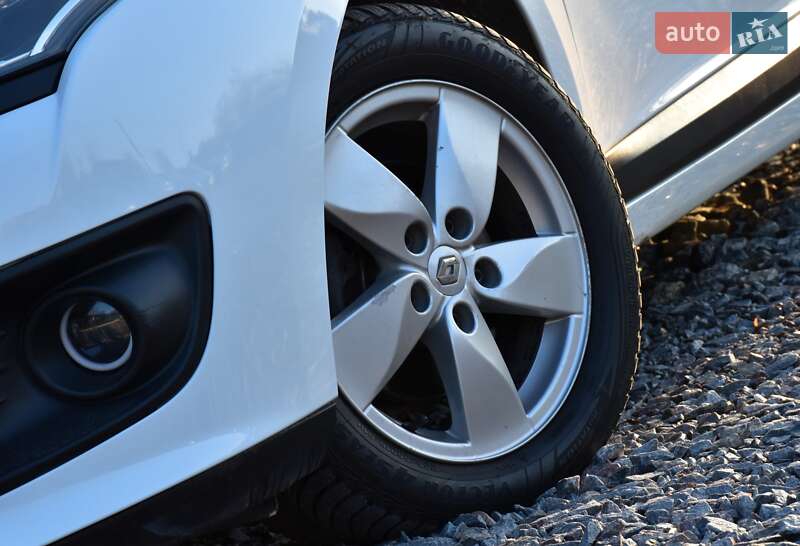 Универсал Renault Megane 2013 в Дрогобыче фото 15 Универсал Renault Megane 2013 в Дрогобыче