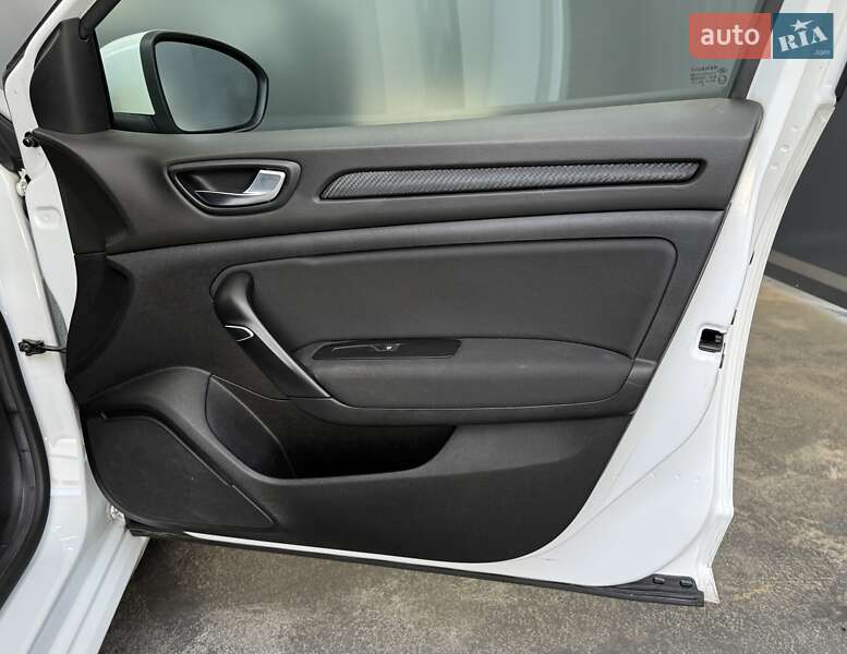 Седан Renault Megane 2018 в Києві