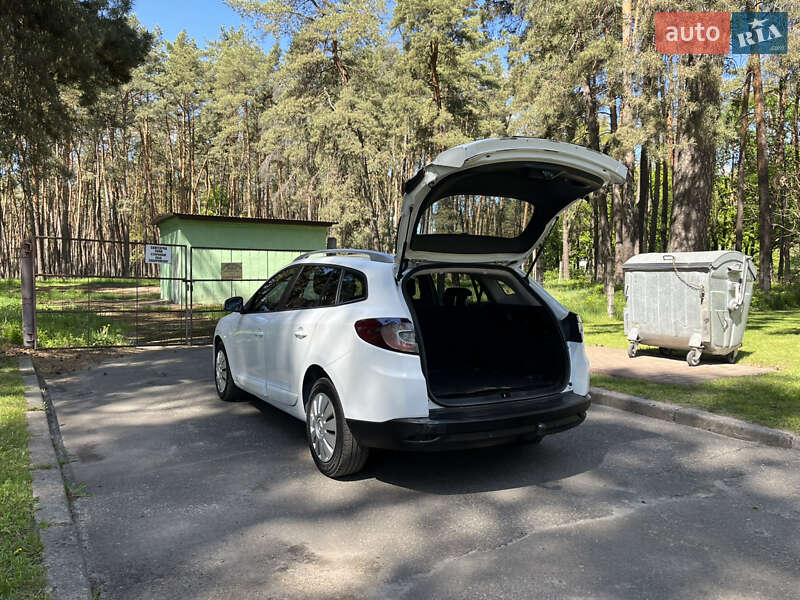 Универсал Renault Megane 2012 в Чернигове фото 12 Универсал Renault Megane 2012 в Чернигове