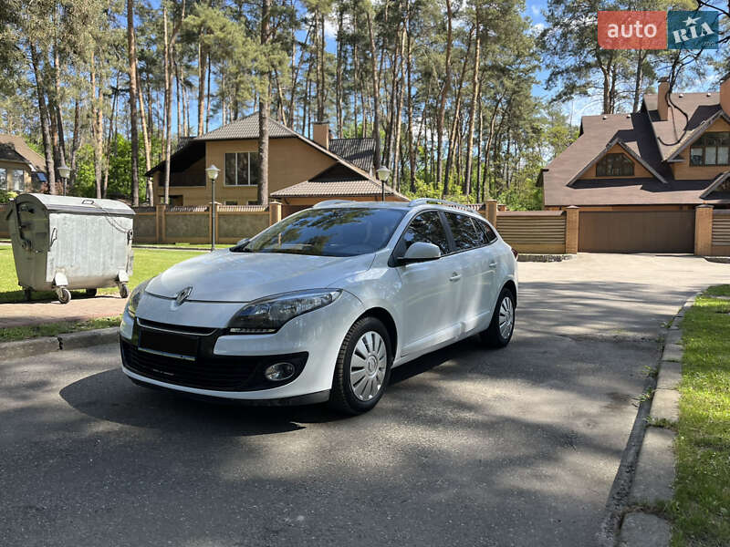 Универсал Renault Megane 2012 в Чернигове фото 30 Универсал Renault Megane 2012 в Чернигове