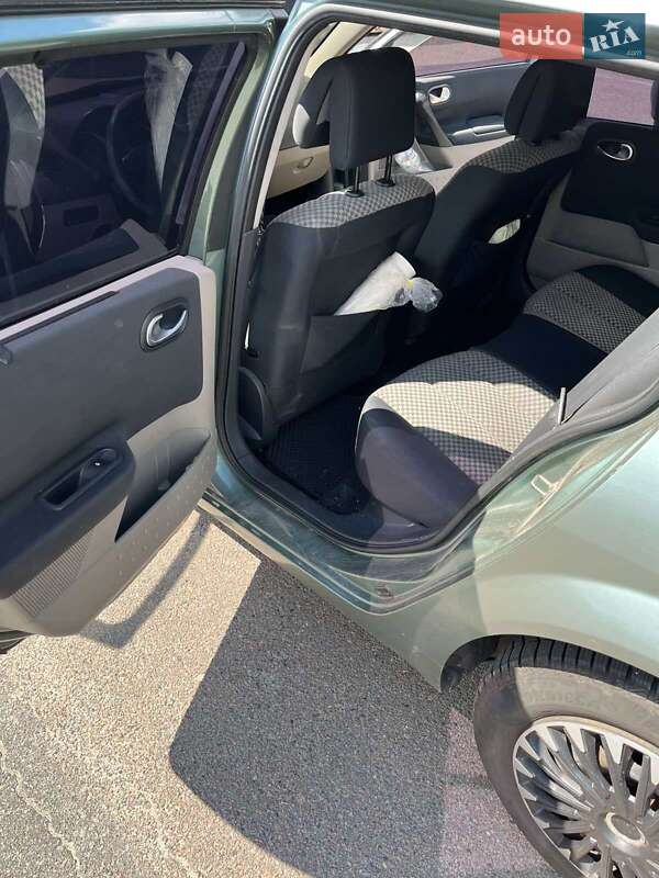 Универсал Renault Megane 2003 в Киеве фото 9 Универсал Renault Megane 2003 в Киеве