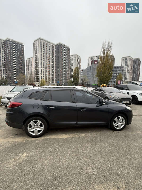 Универсал Renault Megane 2012 в Киеве