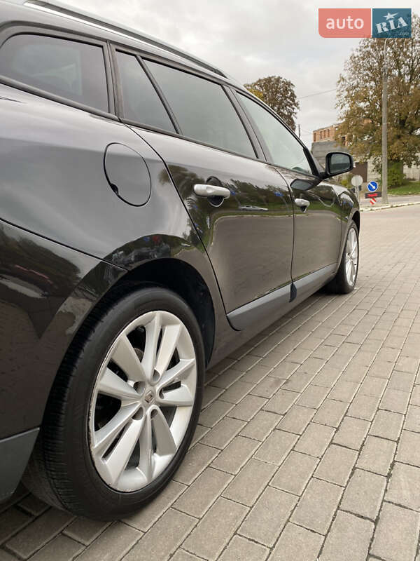 Універсал Renault Megane 2010 в Рівному фото 14 Універсал Renault Megane 2010 в Рівному