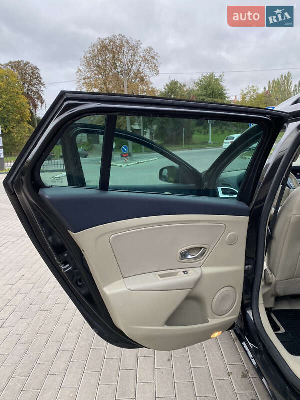 Універсал Renault Megane 2010 в Рівному фото 24 Універсал Renault Megane 2010 в Рівному