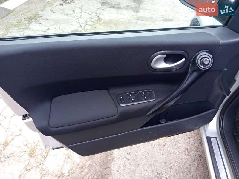 Универсал Renault Megane 2009 в Луцке фото 6 Универсал Renault Megane 2009 в Луцке