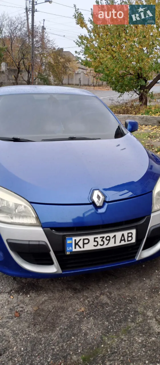 2010 Renault Megane - мініатюра 11