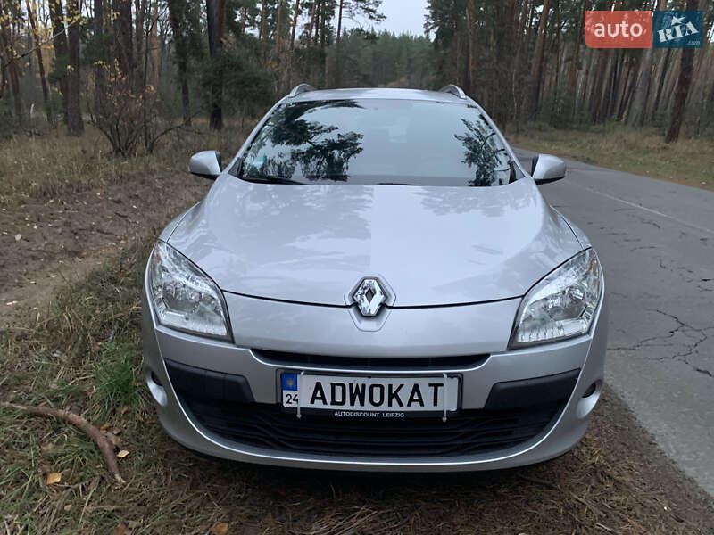 Универсал Renault Megane 2011 в Звенигородке