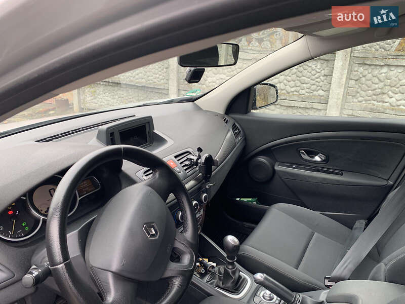 Универсал Renault Megane 2011 в Звенигородке