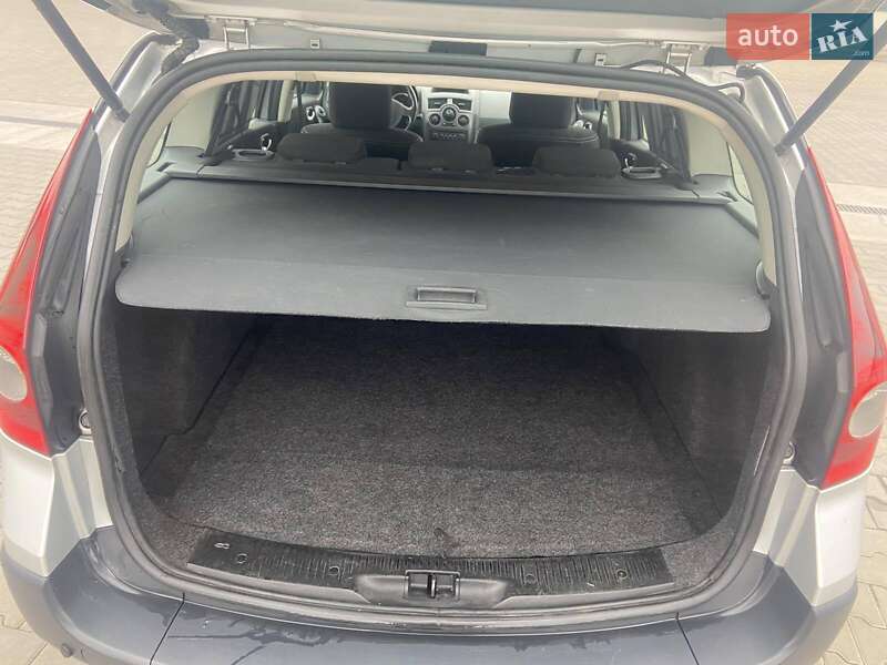 Универсал Renault Megane 2005 в Луцке фото 18 Универсал Renault Megane 2005 в Луцке