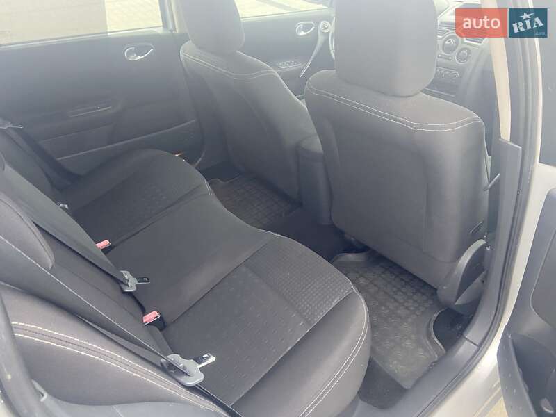Универсал Renault Megane 2005 в Луцке фото 24 Универсал Renault Megane 2005 в Луцке