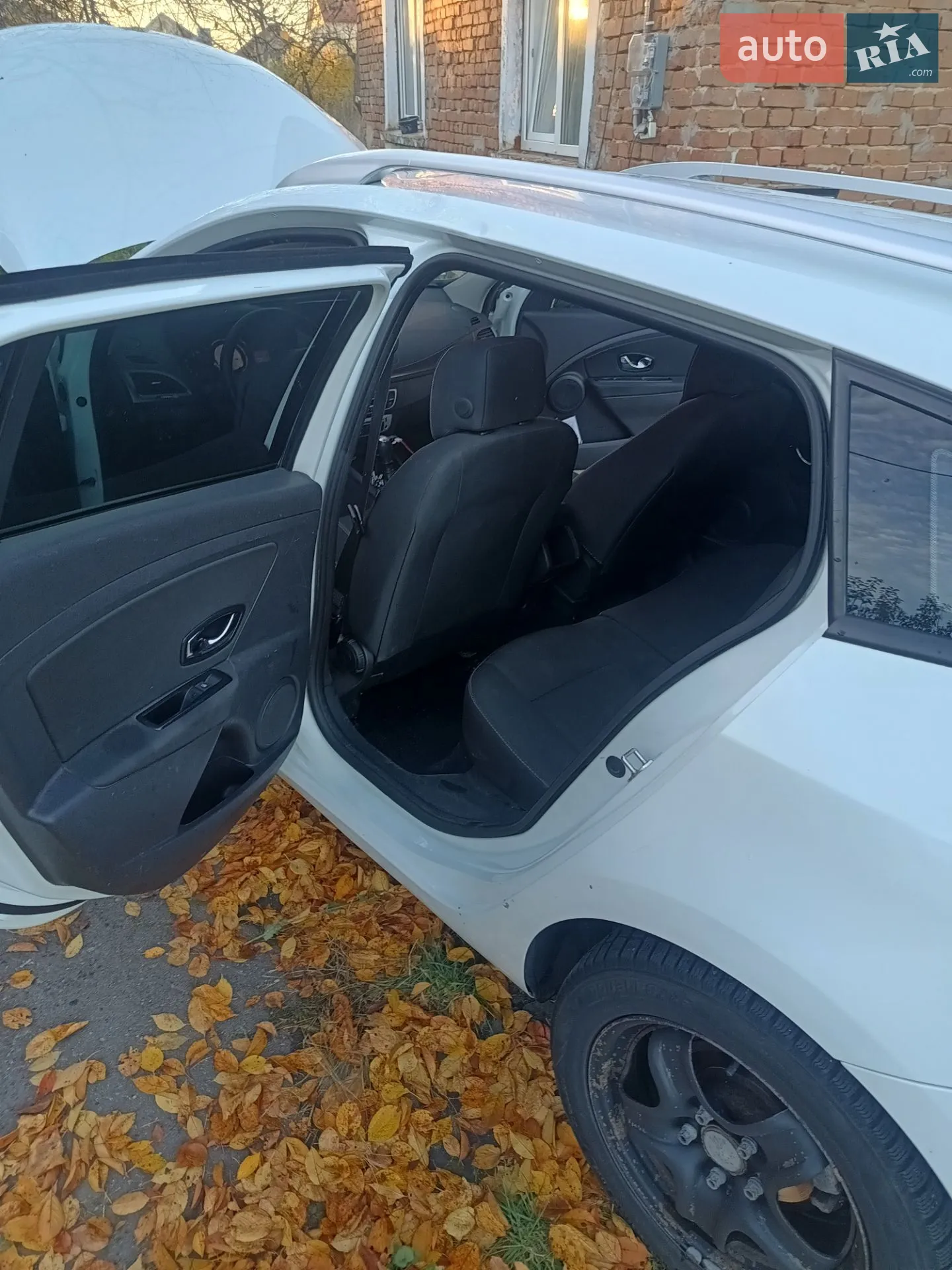 2014 Renault Megane - мініатюра 8