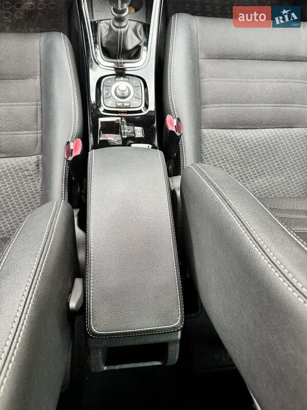 Універсал Renault Megane 2015 в Любомлі