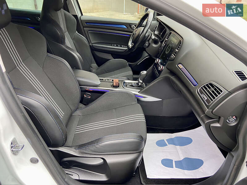 Хэтчбек Renault Megane 2017 в Умани