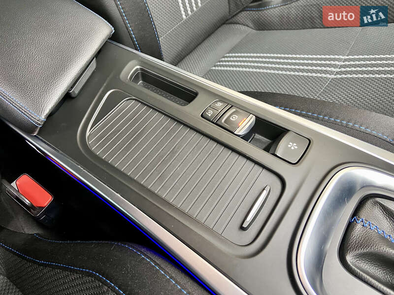 Хэтчбек Renault Megane 2017 в Умани