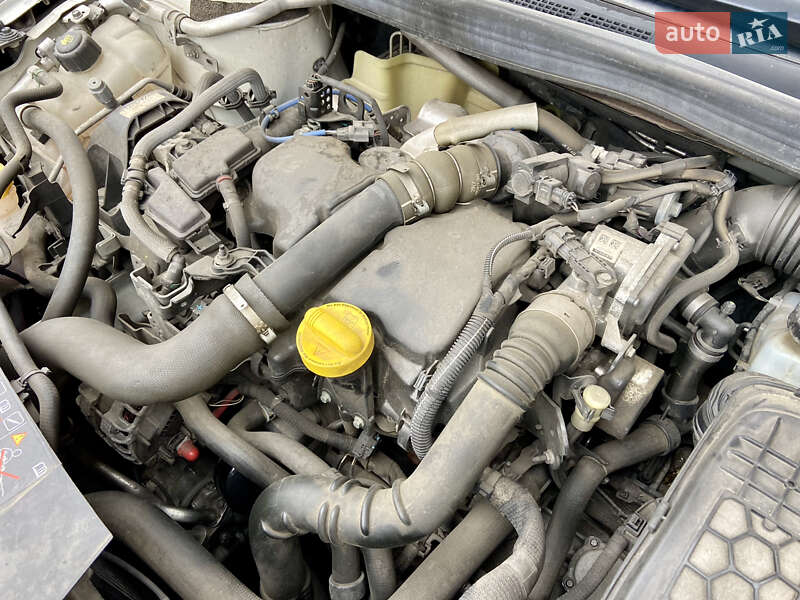 Хэтчбек Renault Megane 2017 в Умани