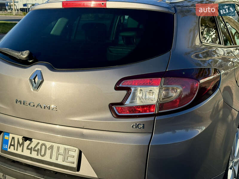 Универсал Renault Megane 2010 в Житомире фото 12 Универсал Renault Megane 2010 в Житомире