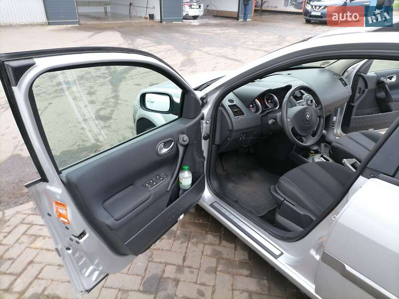 Универсал Renault Megane 2005 в Корсуне-Шевченковском фото 6 Универсал Renault Megane 2005 в Корсуне-Шевченковском