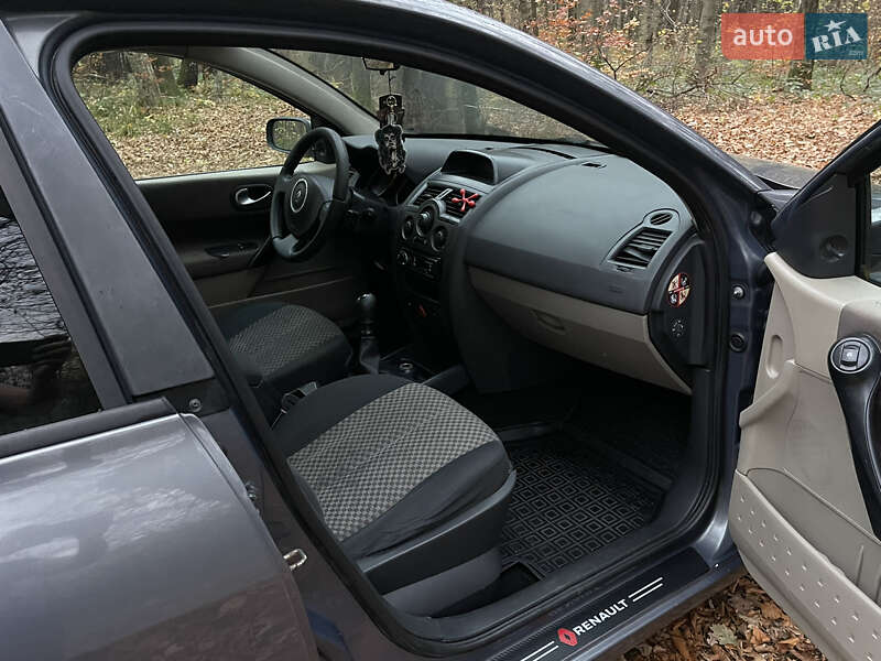 Універсал Renault Megane 2006 в Самборі фото 20 Універсал Renault Megane 2006 в Самборі
