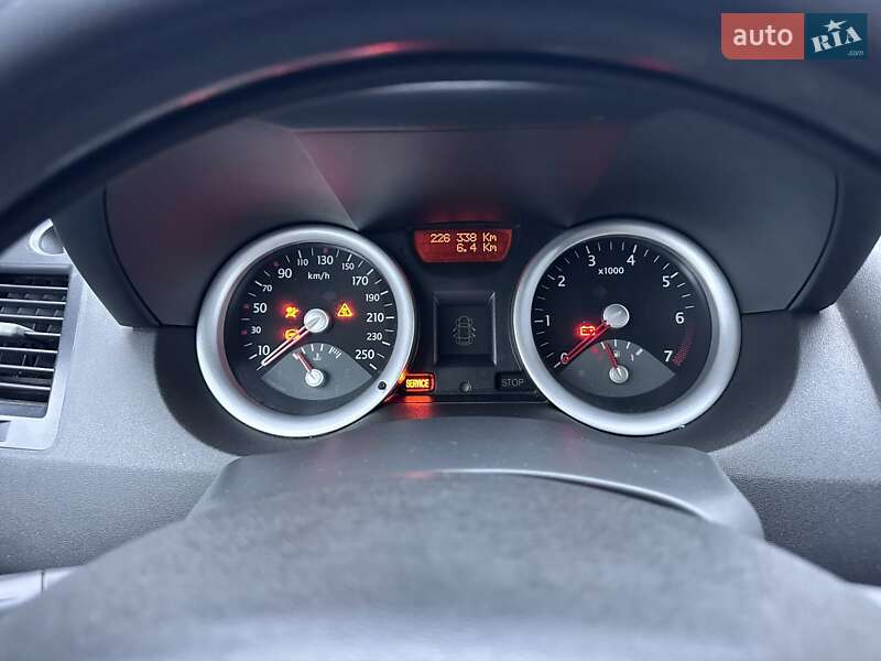 Седан Renault Megane 2005 в Білій Церкві фото 15 Седан Renault Megane 2005 в Білій Церкві