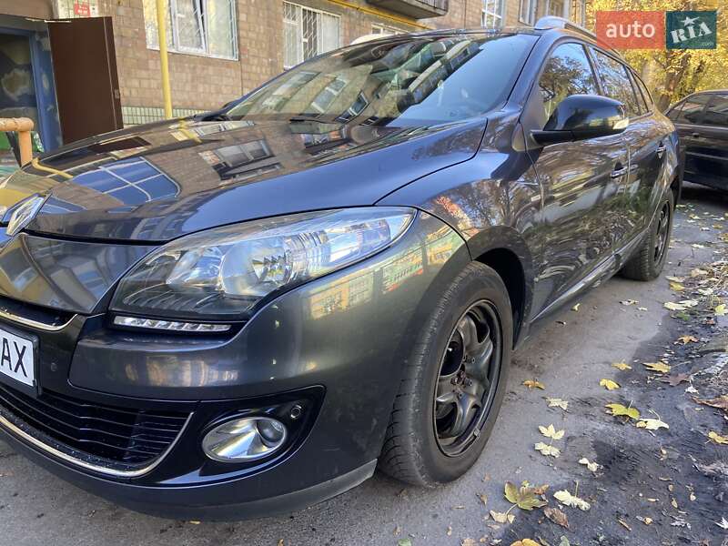 Универсал Renault Megane 2012 в Киеве фото 8 Универсал Renault Megane 2012 в Киеве