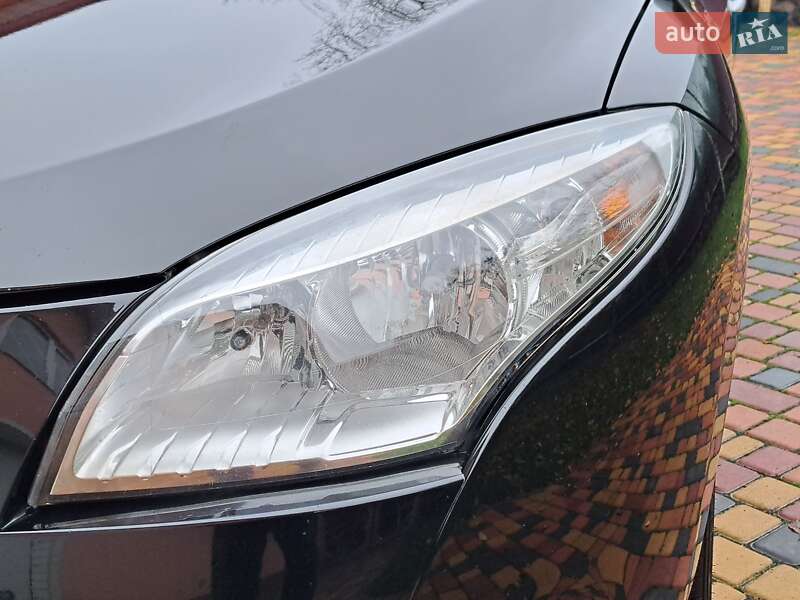 Универсал Renault Megane 2011 в Умани