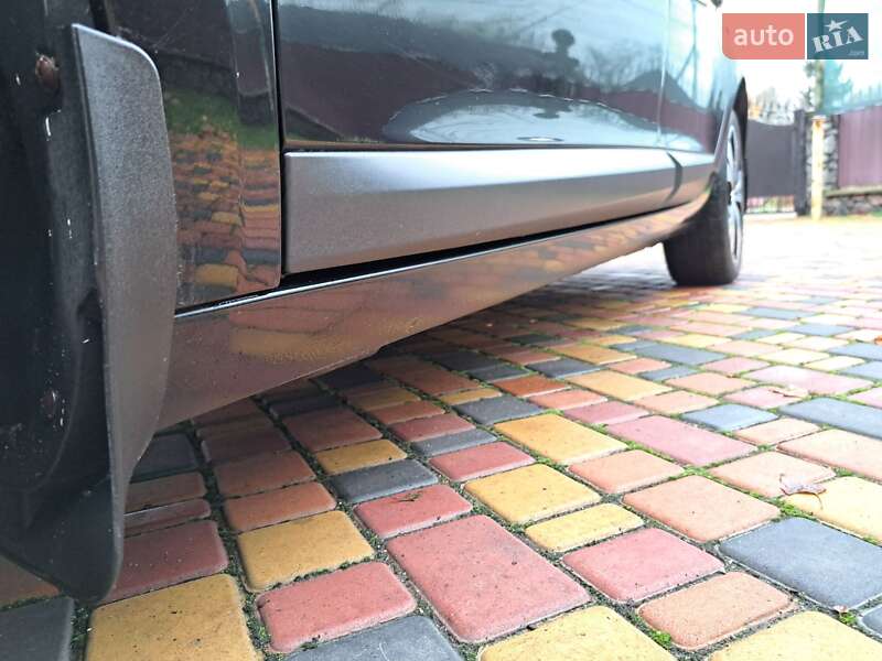 Универсал Renault Megane 2011 в Умани