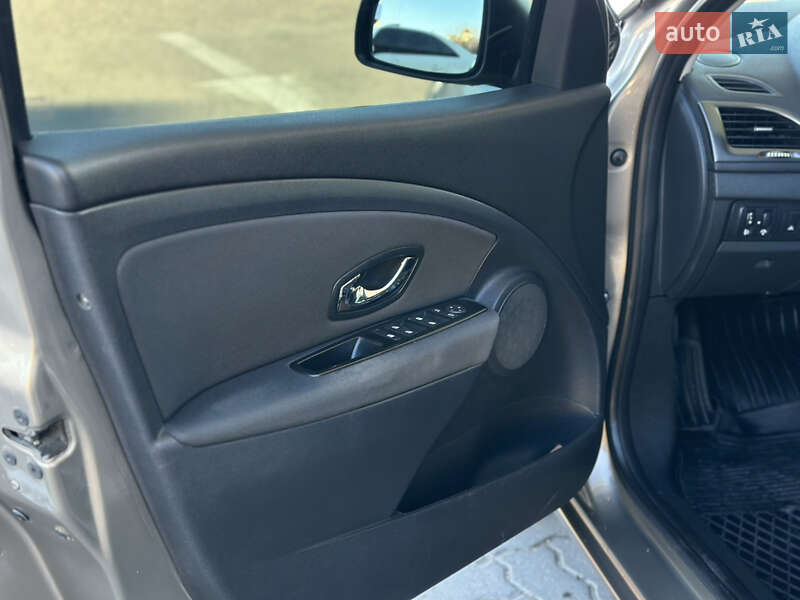 Універсал Renault Megane 2013 в Дрогобичі