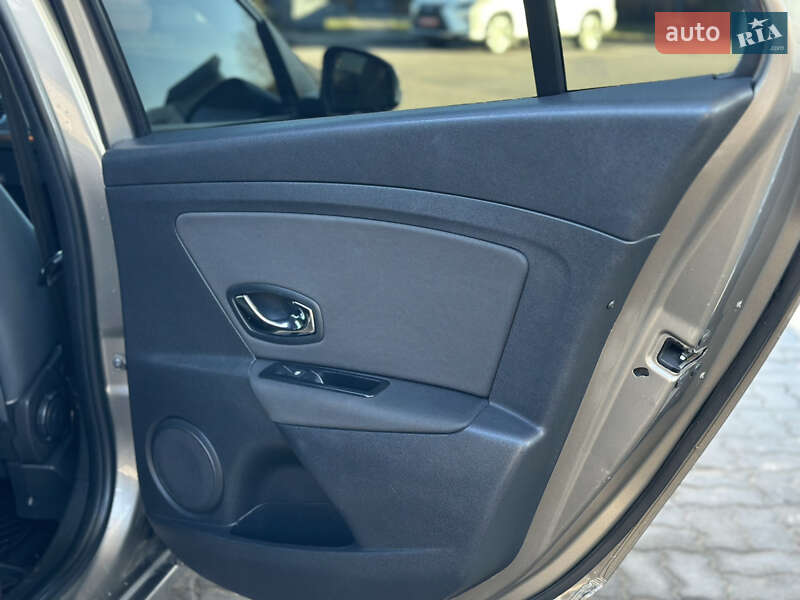 Універсал Renault Megane 2013 в Дрогобичі