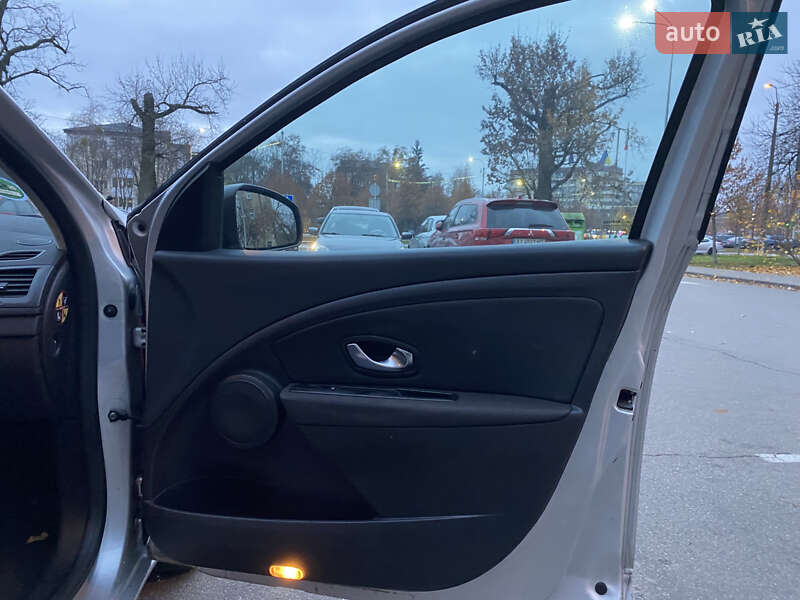 Универсал Renault Megane 2010 в Киеве фото 11 Универсал Renault Megane 2010 в Киеве