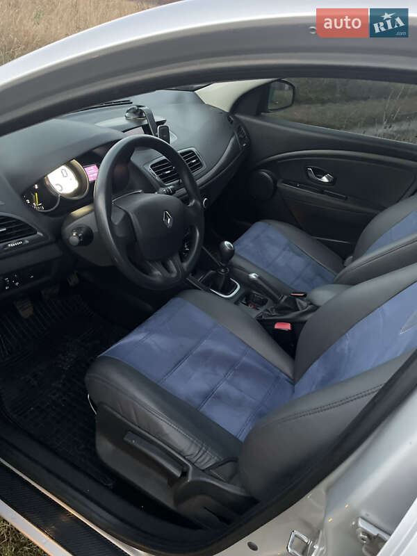 Универсал Renault Megane 2009 в Золочеве фото 2 Универсал Renault Megane 2009 в Золочеве