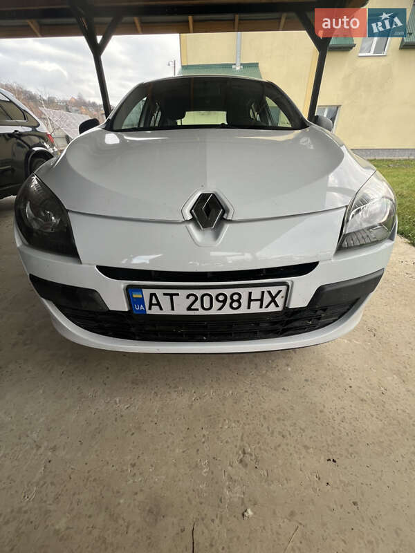 Хэтчбек Renault Megane 2011 в Калуше