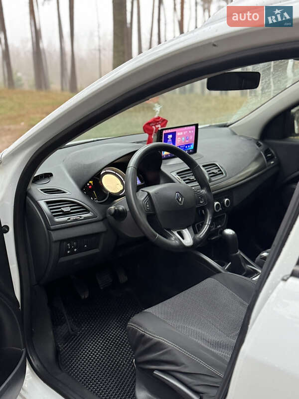 Універсал Renault Megane 2010 в Охтирці