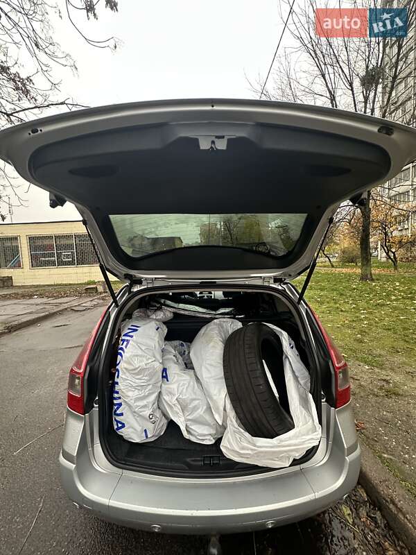 Универсал Renault Megane 2007 в Киеве фото 25 Универсал Renault Megane 2007 в Киеве