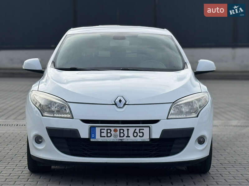 Хэтчбек Renault Megane 2009 в Луцке фото 5 Хэтчбек Renault Megane 2009 в Луцке