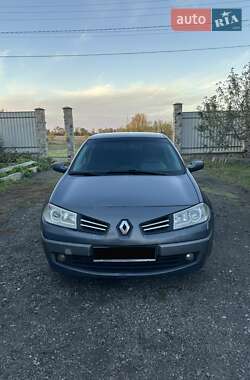 Седан Renault Megane 2006 в Хороле