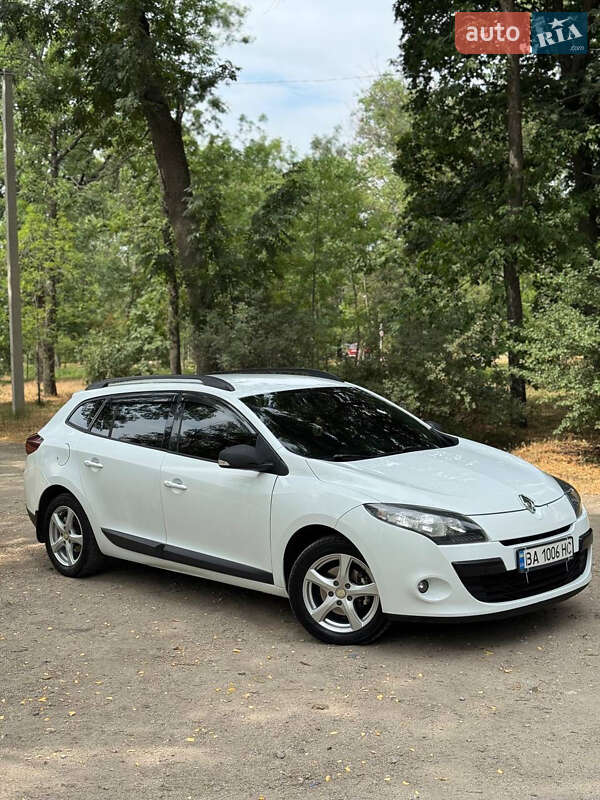 Универсал Renault Megane 2011 в Кропивницком фото 2 Универсал Renault Megane 2011 в Кропивницком