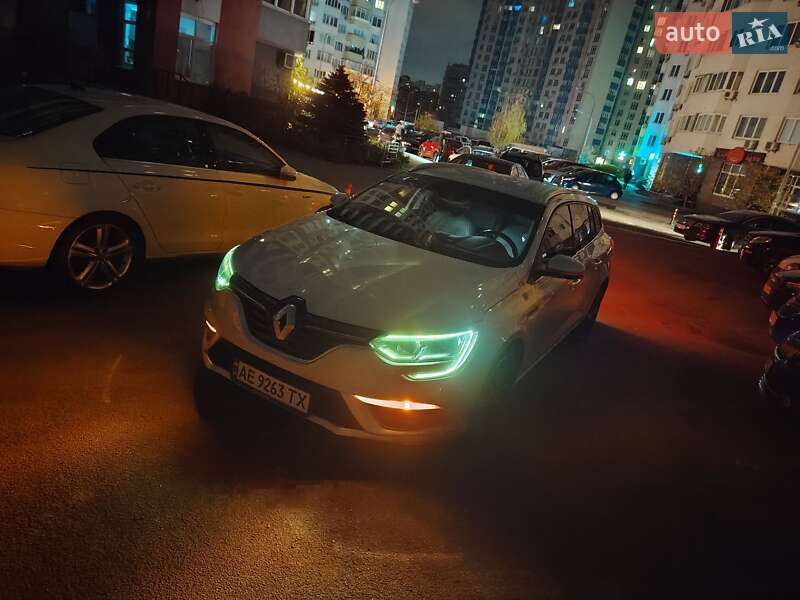 Универсал Renault Megane 2017 в Киеве
