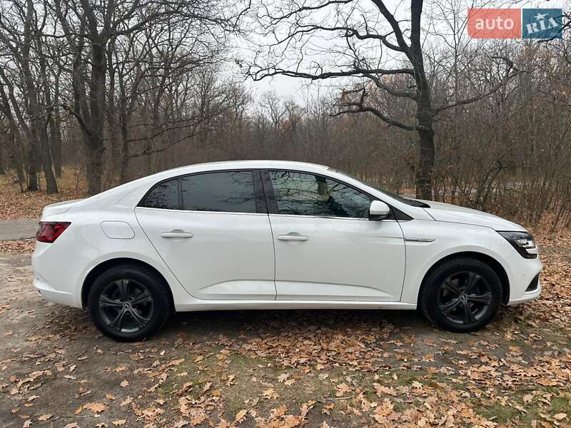 Седан Renault Megane 2019 в Дніпрі