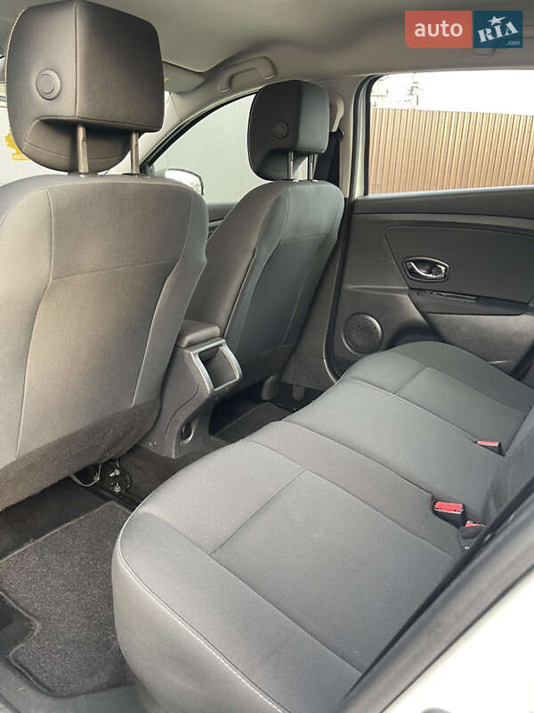 Універсал Renault Megane 2015 в Луцьку