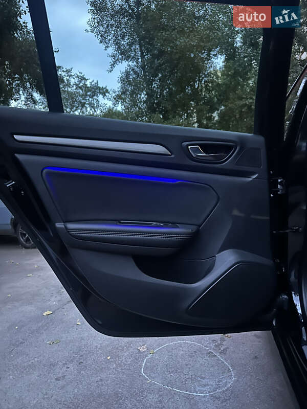 Універсал Renault Megane 2019 в Києві фото 44 Універсал Renault Megane 2019 в Києві